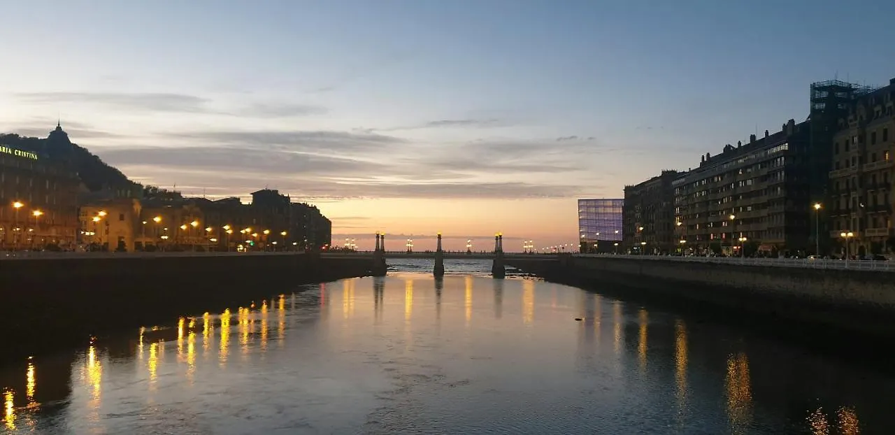 Pension Nuevas Artes San Sebastian 2*,  Spain
