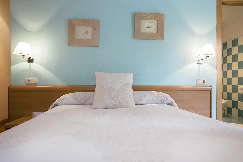 ** Guest house Pension Nuevas Artes San Sebastian Spain